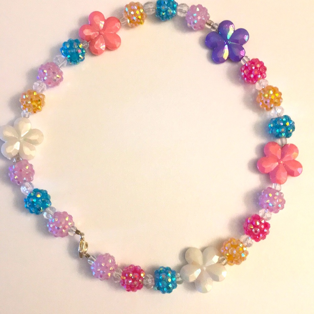 Toddlers girl  beads necklace